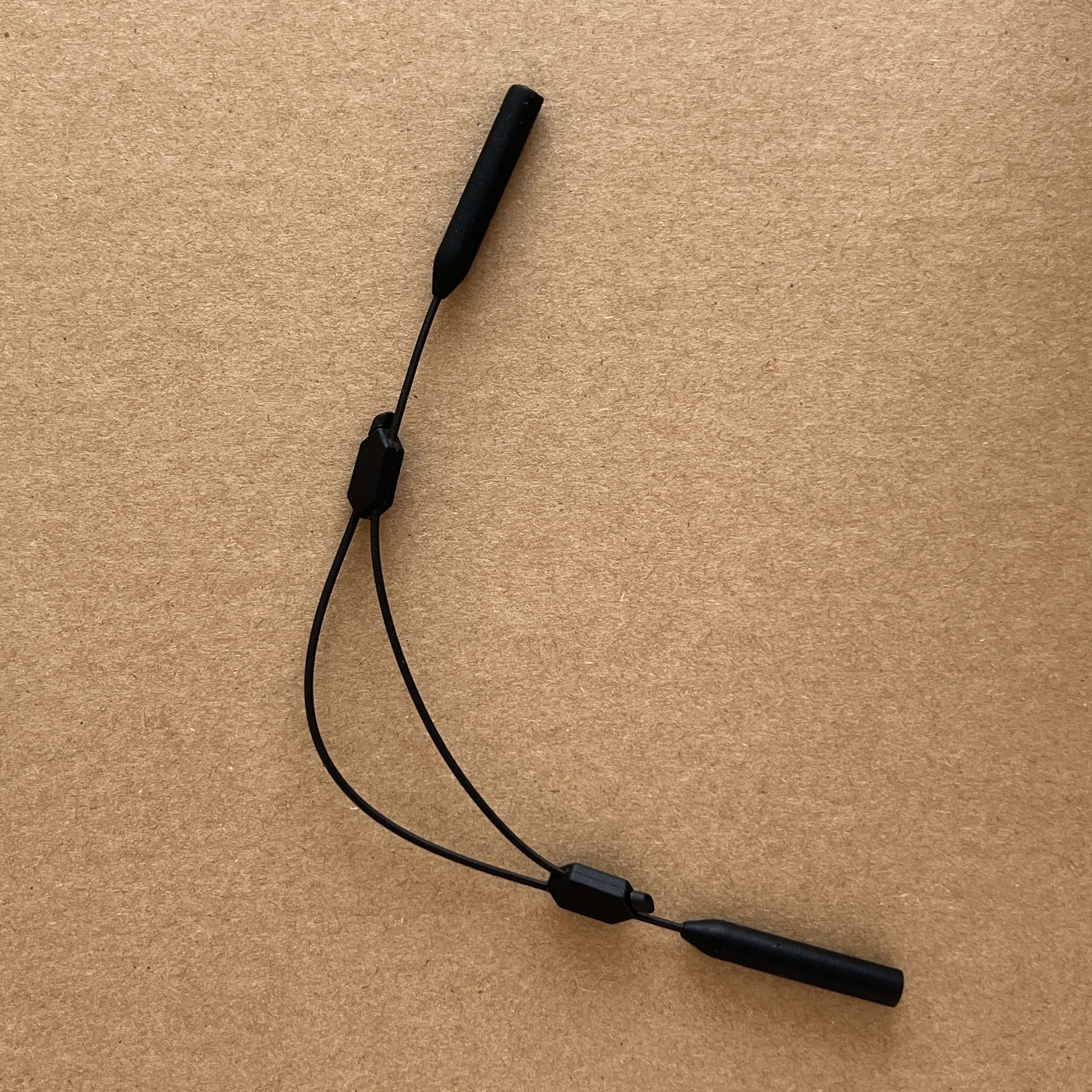 Adjustable Sunglasses Holder S - Sunglass Retainer Cord reseña y precio